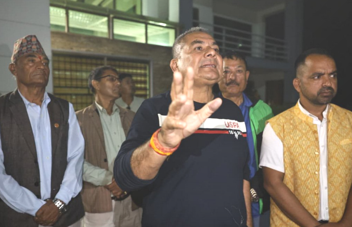  दुर्गा प्रसाईले गृहमन्त्री सुधन गुरुङमाथि गम्भीर आरोप लगाएका छन्।